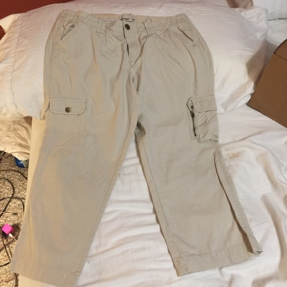 Capris - Picture 2 of 3